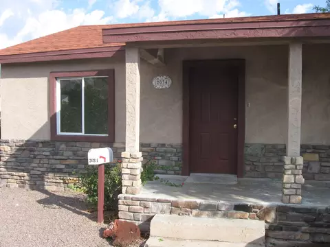 2034 E Yale St, Phoenix, AZ 85006 photo 1