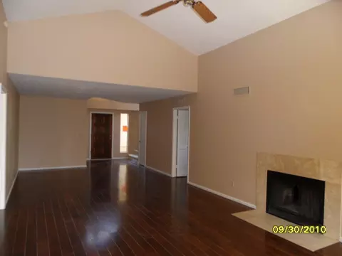 429 E Taro Ln, Phoenix, AZ 85024 photo 8