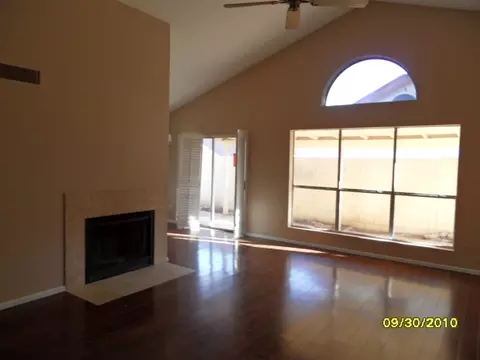 429 E Taro Ln, Phoenix, AZ 85024 photo 6