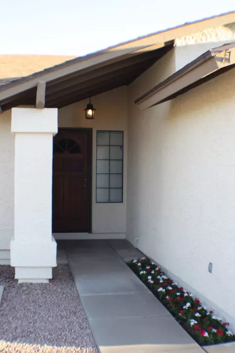 3045 E Lawndale Cir, Mesa, AZ 85213 photo 2