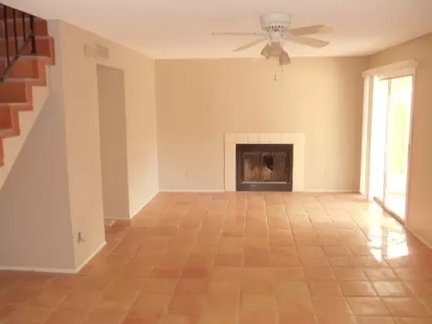 1442 E Topeka Dr, Phoenix, AZ 85024 photo 2