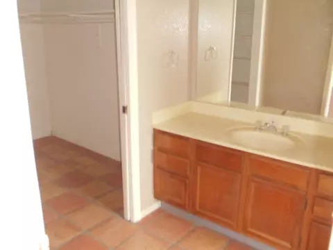 1442 E Topeka Dr, Phoenix, AZ 85024 photo 4