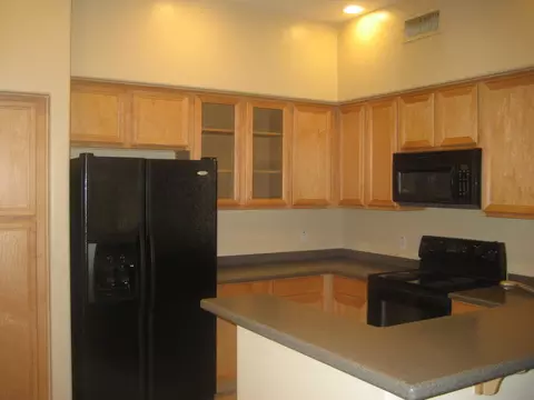 4488 E Thomas Rd #2010, Phoenix, AZ 85018 photo 8