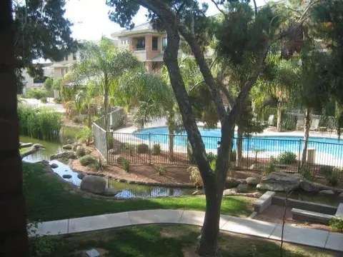 4488 E Thomas Rd #2010, Phoenix, AZ 85018 photo 1
