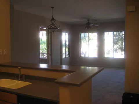 4488 E Thomas Rd #2010, Phoenix, AZ 85018 photo 6