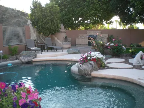 422 E Silverwood Dr, Phoenix, AZ 85048 photo 1