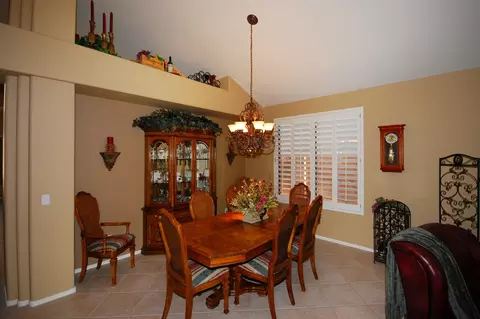 422 E Silverwood Dr, Phoenix, AZ 85048 photo 8
