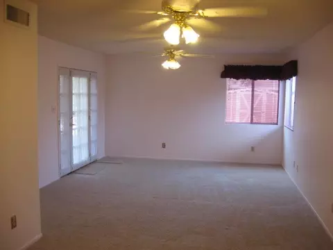 2024 Everett Dr, Phoenix, AZ 85022 photo 1
