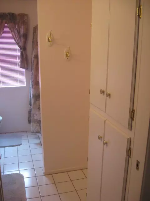 2024 Everett Dr, Phoenix, AZ 85022 photo 3
