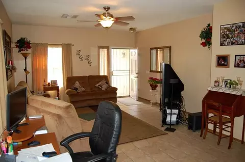 3842 E Thunderheart Trl, Gilbert, AZ 85297 photo 2
