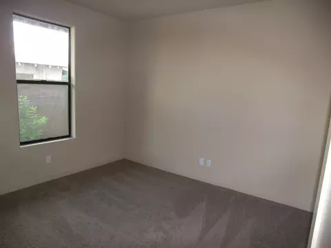 920 E Mitchell Dr #107, Phoenix, AZ 85014 photo 17