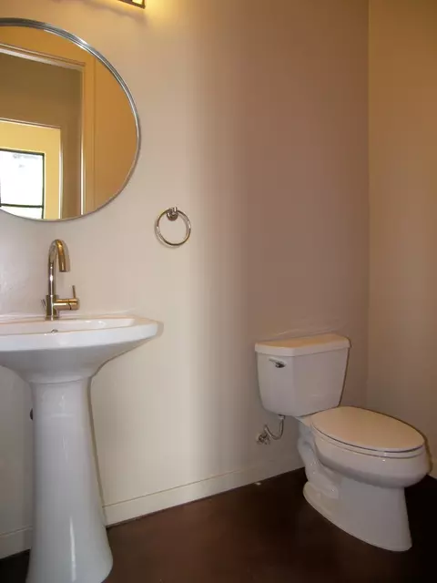 920 E Mitchell Dr #107, Phoenix, AZ 85014 photo 8