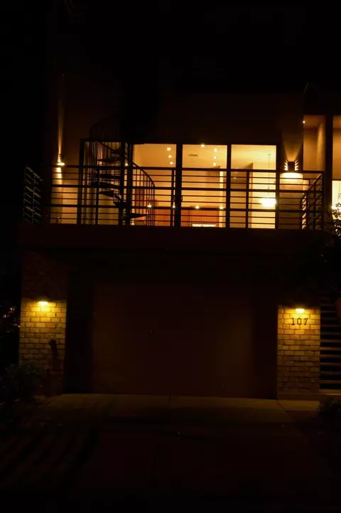 920 E Mitchell Dr #107, Phoenix, AZ 85014 photo 3
