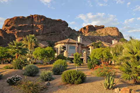 4702 E Rockridge Rd, Phoenix, AZ 85018 photo 2