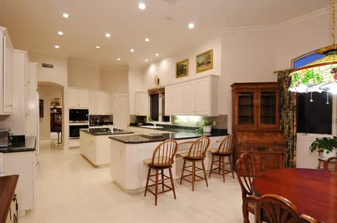4702 E Rockridge Rd, Phoenix, AZ 85018 photo 19