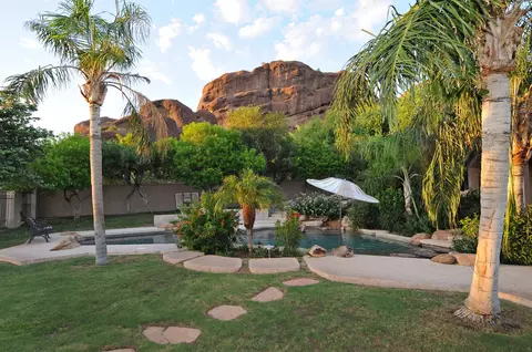 4702 E Rockridge Rd, Phoenix, AZ 85018 photo 5