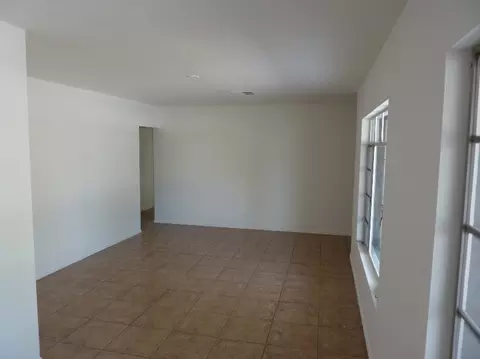 259 E Franklin Ave, Mesa, AZ 85210 photo 4