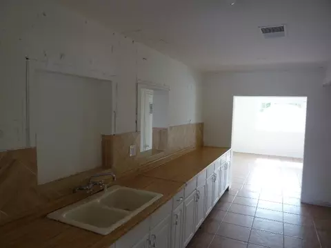 259 E Franklin Ave, Mesa, AZ 85210 photo 6