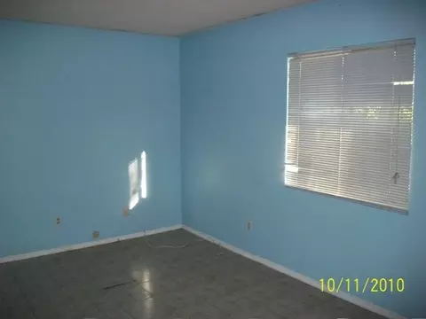 4702 E Pollack Ln, Phoenix, AZ 85042 photo 7