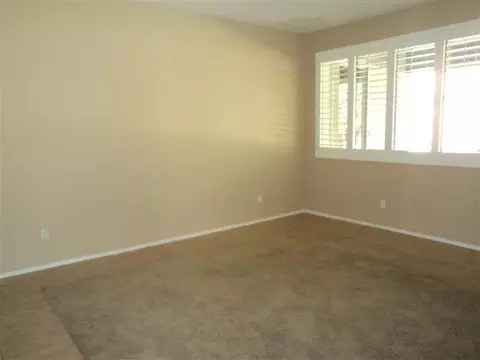 604 E Mary Ct, Gilbert, AZ 85295 photo 4