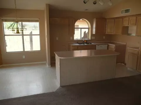 4520 E Thistle Landing Dr, Phoenix, AZ 85044 photo 3
