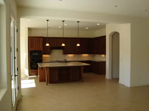 2819 E Harwell Rd, Phoenix, AZ 85042 photo 8