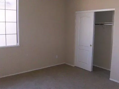 2185 E County Down Dr, Chandler, AZ 85249 photo 9