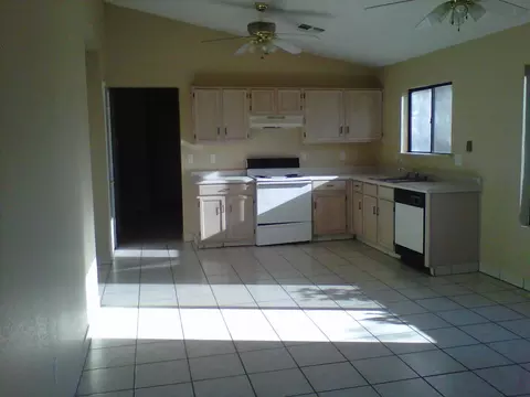 4744 N 86th Dr, Phoenix, AZ 85037 photo 4