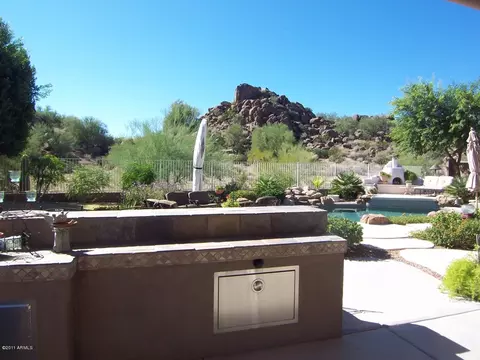 9505 E Northridge Cir, Mesa, AZ 85207 photo 2