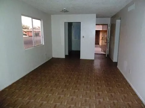 936 W Mountain View Rd #4, Phoenix, AZ 85021 photo 4