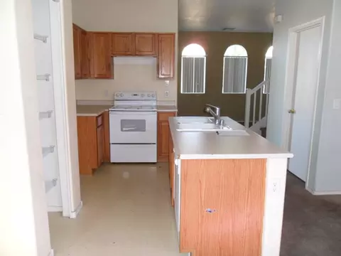 1405 E Atlanta Ave, Phoenix, AZ 85040 photo 3