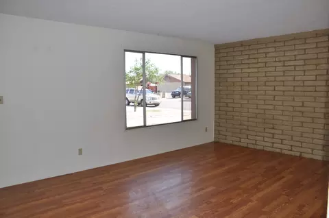 2514 E Manhatton Dr, Tempe, AZ 85282 photo 8
