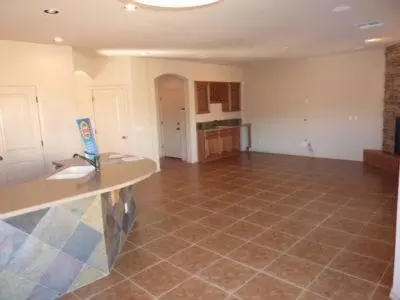8003 S 5th Ln, Phoenix, AZ 85041 photo 4