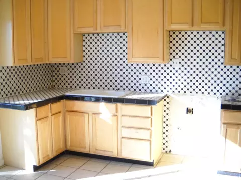 6749 W Wolf St, Phoenix, AZ 85033 photo 6