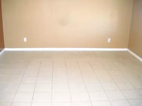 6749 W Wolf St, Phoenix, AZ 85033 photo 3