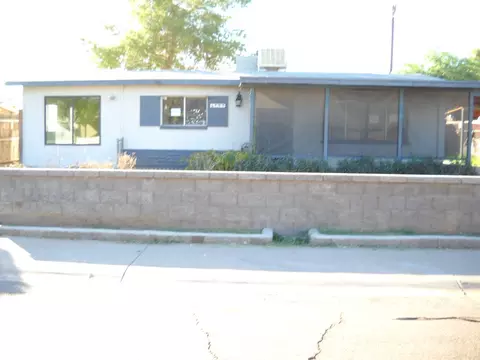 6749 W Wolf St, Phoenix, AZ 85033 photo 4