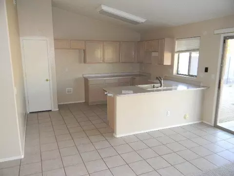 10636 E Forge Ave, Mesa, AZ 85208 photo 4