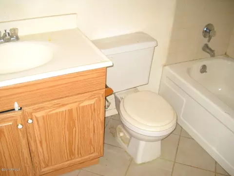 3624 W Echo Ln, Phoenix, AZ 85051 photo 9