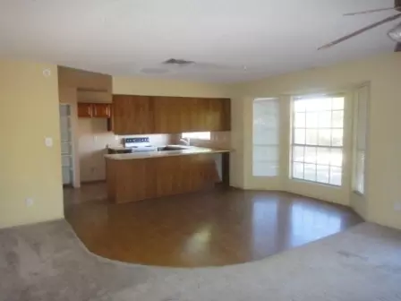 902 E Grandview St, Mesa, AZ 85203 photo 4