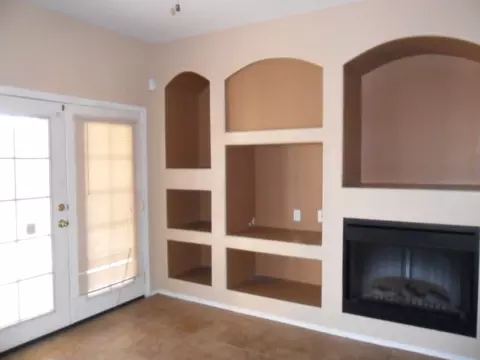 1529 E Branham Ln, Phoenix, AZ 85042 photo 3