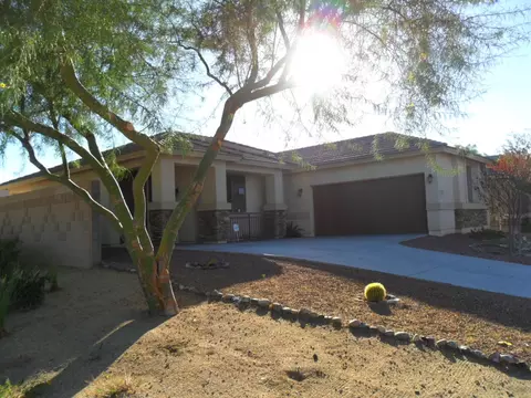 1529 E Branham Ln, Phoenix, AZ 85042 photo 1