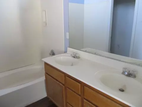 960 W Hudson Way, Gilbert, AZ 85233 photo 8