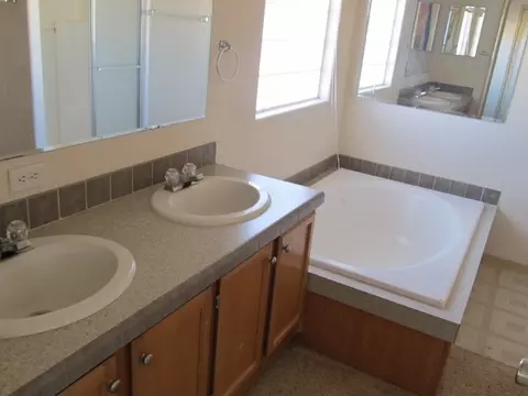 23107 E Ivanhoe St, Mesa, AZ 85212 photo 4
