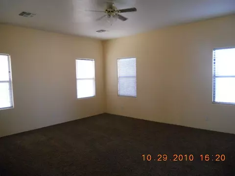 660 S Warner Dr, Apache Junction, AZ 85120 photo 8