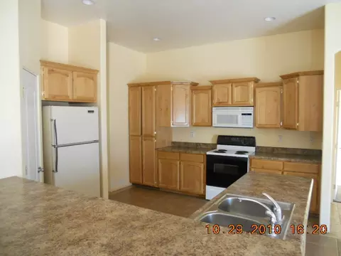 660 S Warner Dr, Apache Junction, AZ 85120 photo 5