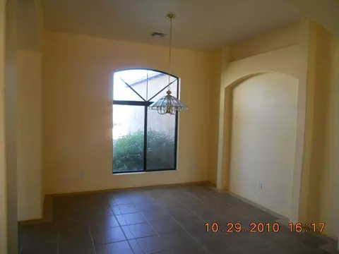 660 S Warner Dr, Apache Junction, AZ 85120 photo 3