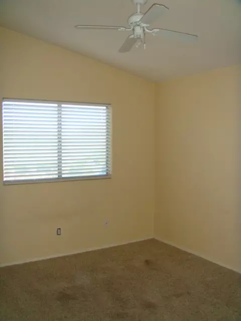 2231 S Peppertree Dr, Gilbert, AZ 85295 photo 14