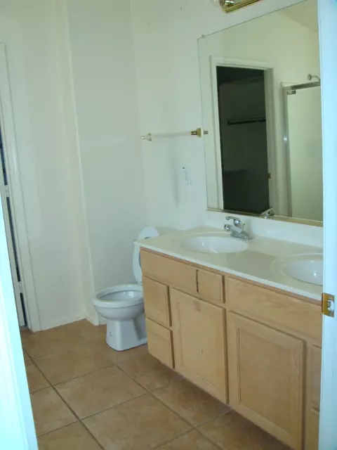 2231 S Peppertree Dr, Gilbert, AZ 85295 photo 8