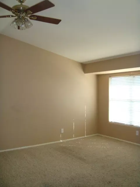 2231 S Peppertree Dr, Gilbert, AZ 85295 photo 7
