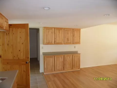 3702 E Vineyard Rd, Phoenix, AZ 85042 photo 4